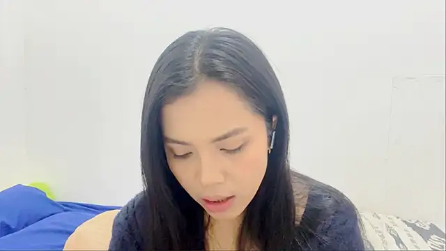 LiliyanaS online show from May 2026 06:09:02 AM