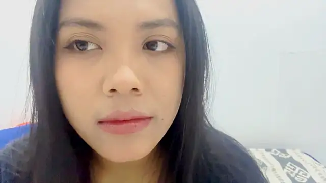 LiliyanaS online show from June 2026 02:38:01 PM