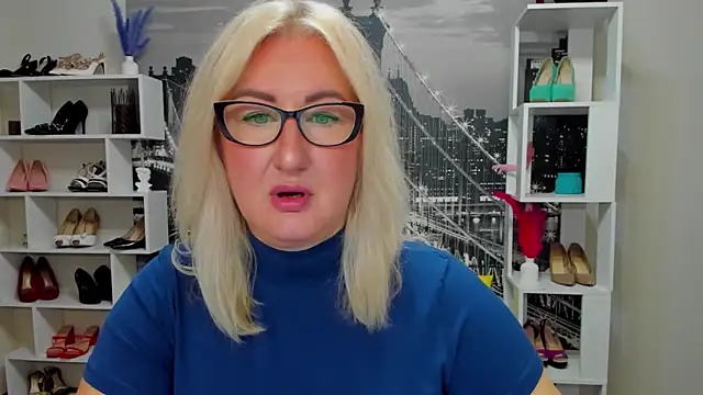 DianaFrances online show from May 2026 06:07:01 AM