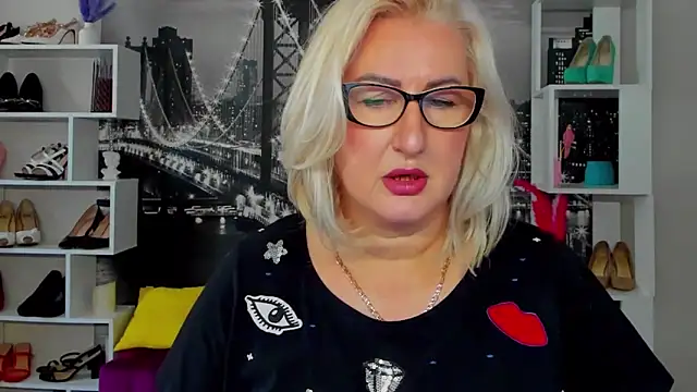DianaFrances online show from May 2026 10:36:01 AM