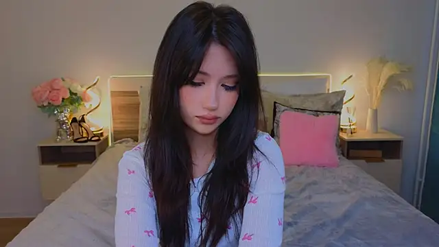 Snapshot of BrianaSteels chatting on April 2026 06:28:01 AM BrianaSteels online show from April 2026 06:28:01 AM