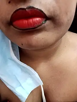 dearmona00 online show from June 2026 08:18:02 AM