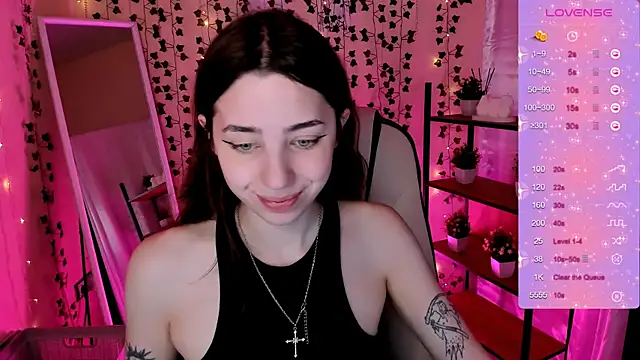 CharliGrace  online show from May 2026 07:28:02 AM