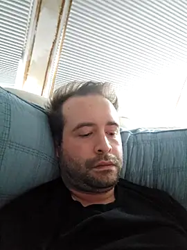 Snapshot of Looney_Goon chatting on April 2026 10:14:02 PM Looney Goon online show from April 2026 10:14:02 PM