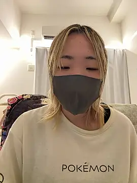 Snapshot of MITUKI0707 chatting on April 2026 12:10:01 PM MITUKI0707 online show from April 2026 12:10:01 PM