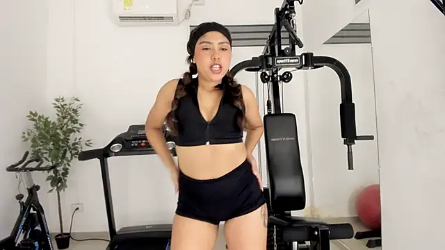 Mallory Lee online show from May 2026 12:13:01 PM
