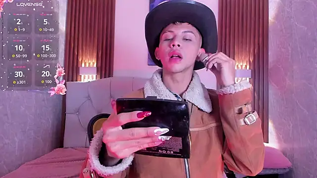 Apolo Prince1 online show from April 2026 12:53:02 PM