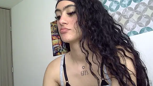 Snapshot of shelsy_d chatting on May 2026 09:32:01 PM shelsy d online show from May 2026 09:32:01 PM