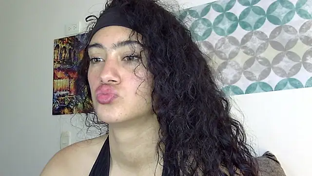 Snapshot of shelsy_d chatting on May 2026 09:44:02 PM shelsy d online show from May 2026 09:44:02 PM