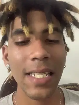 Snapshot of BABYCREAM_ chatting on April 2026 05:23:01 AM BABYCREAM online show from April 2026 05:23:01 AM