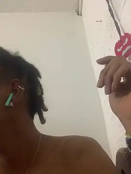 Snapshot of BABYCREAM_ chatting on April 2026 05:57:02 AM BABYCREAM online show from April 2026 05:57:02 AM