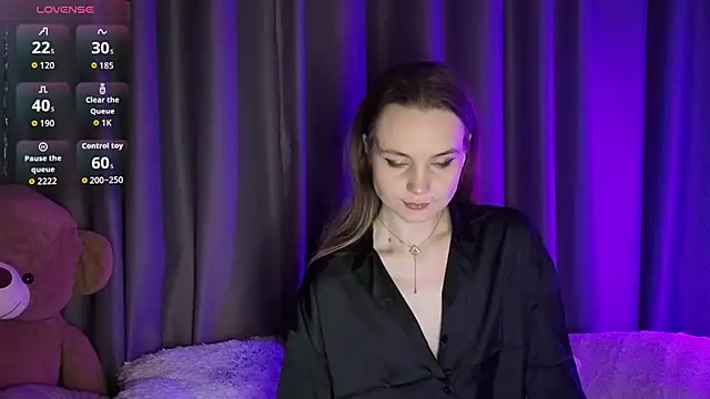 Snapshot of Lovelisse chatting on April 2026 06:16:02 PM Lovelisse online show from April 2026 06:16:02 PM