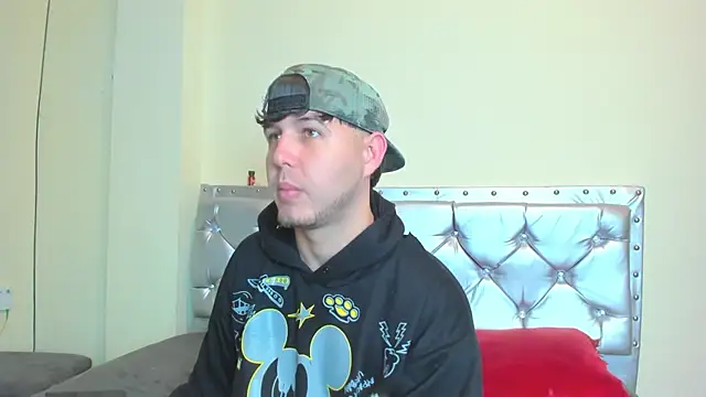 Snapshot of matthew_gill chatting on April 2026 02:44:01 PM matthew gill online show from April 2026 02:44:01 PM