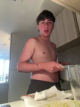 martinbakeer online show from April 2026 10:58:02 PM