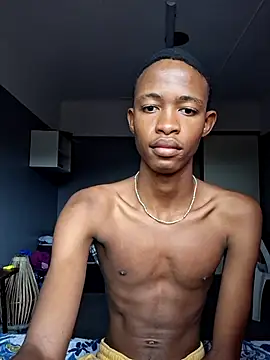 youngAndReckles online show from April 2026 05:52:01 AM