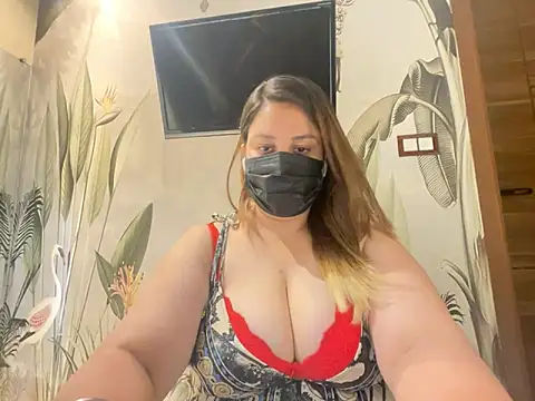 kavyasingh36 online show from May 2026 10:43:01 AM