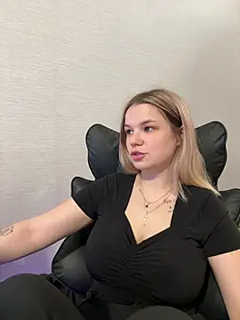 KimEvanss online show from June 2026 05:23:01 AM