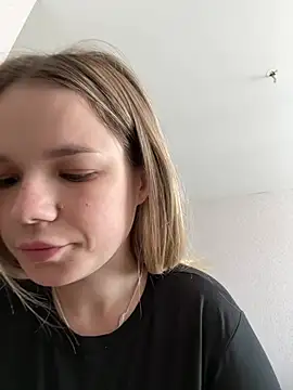 KimEvanss online show from August 2026 10:06:01 AM