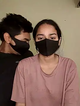 HOT-COUPLE Y online show from April 2026 02:44:02 PM