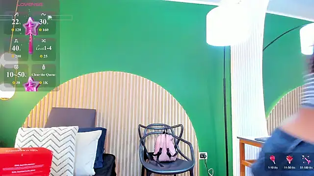 sophiahart online show from May 2026 12:13:02 PM