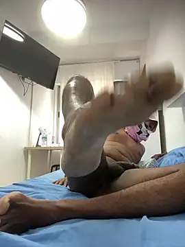 Turykyan online show from April 2026 01:05:02 PM