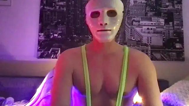 Snapshot of lucky_alfie_hng chatting on April 2026 06:46:01 PM lucky alfie hng online show from April 2026 06:46:01 PM