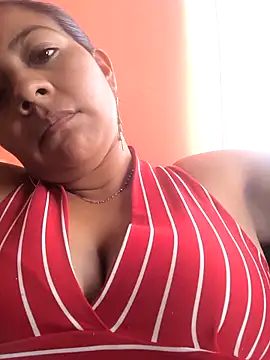 Snapshot of Tamaraxxx_hot chatting on April 2026 08:58:02 PM Tamaraxxx hot online show from April 2026 08:58:02 PM