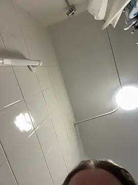 Snapshot of Missophiexox chatting on April 2026 06:57:01 PM Missophiexox online show from April 2026 06:57:01 PM