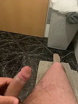 Snapshot of Nrwboy12 chatting on April 2026 01:32:01 AM Nrwboy12 online show from April 2026 01:32:01 AM