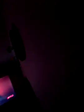 Snapshot of sade94 chatting on April 2026 09:25:02 AM sade94 online show from April 2026 09:25:02 AM