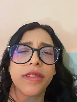 milakitti online show from April 2026 02:59:01 AM