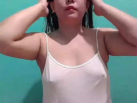 pretty mia05 online show from May 2026 12:50:01 AM