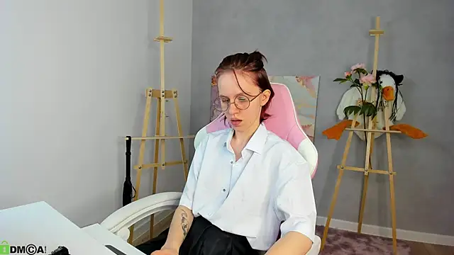 Snapshot of Milena_Milyan chatting on May 2026 01:25:01 AM Milena Milyan online show from May 2026 01:25:01 AM