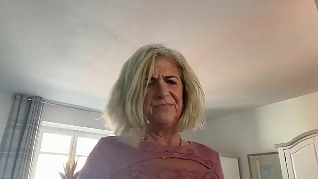 NaughtyMonicaUK online show from May 2026 07:24:01 AM
