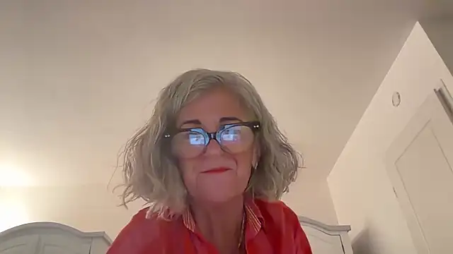 NaughtyMonicaUK online show from May 2026 07:13:01 AM