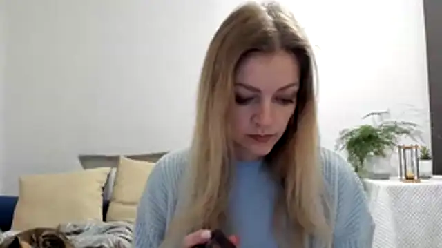 Snapshot of Severina7 chatting on April 2026 06:14:02 PM Severina7 online show from April 2026 06:14:02 PM