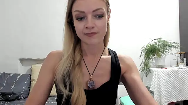 Snapshot of Severina7 chatting on July 2026 07:38:01 PM Severina7 online show from July 2026 07:38:01 PM
