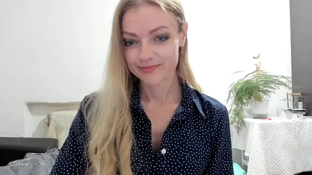 Snapshot of Severina7 chatting on July 2026 08:41:02 PM Severina7 online show from July 2026 08:41:02 PM