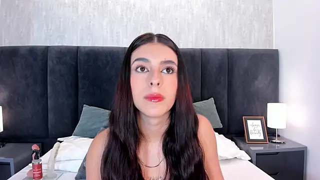 miaa Lind online show from June 2026 04:25:01 AM