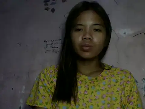 Snapshot of trixiavia chatting on May 2026 01:18:02 PM trixiavia online show from May 2026 01:18:02 PM