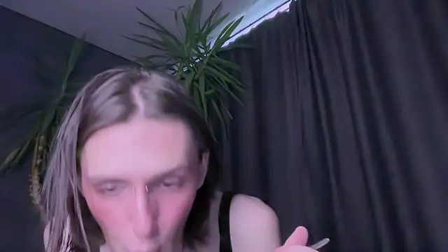 Niky Long online show from June 2026 11:25:02 AM