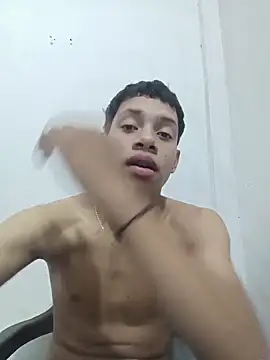 curious straight guy online show from June 2026 02:06:01 AM