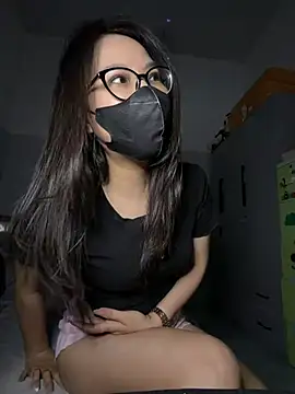 ZzyzyZ-009 online show from May 2026 04:58:02 PM