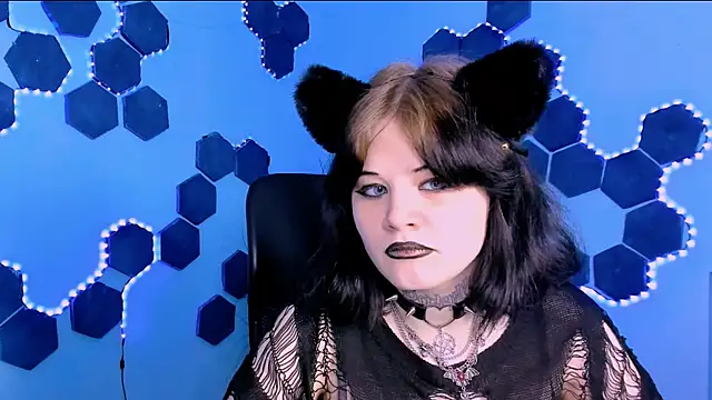 nikki kiss  online show from May 2026 08:41:01 AM