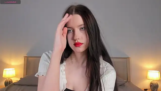 EstelaSuppa online show from May 2026 07:08:02 PM