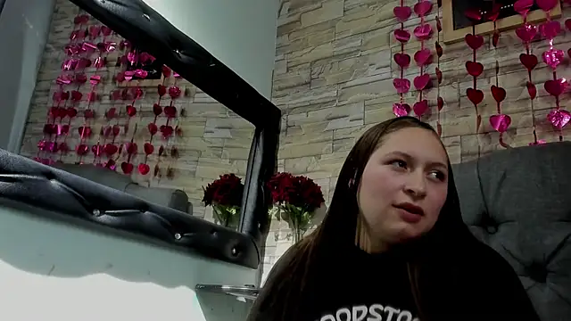 dakotaa blonde online show from April 2026 03:06:01 PM