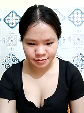 Seraphinahh online show from May 2026 04:23:02 PM