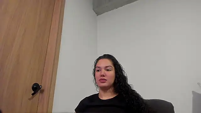 MiaRouseex online show from May 2026 09:13:01 PM