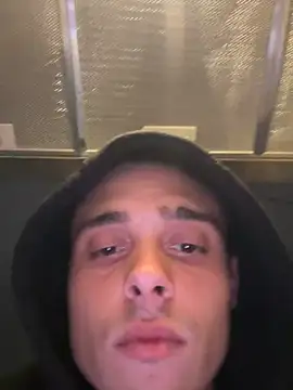 Snapshot of nottetempo chatting on April 2026 05:07:02 PM nottetempo online show from April 2026 05:07:02 PM