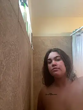 Islandmamita online show from April 2026 03:26:02 PM